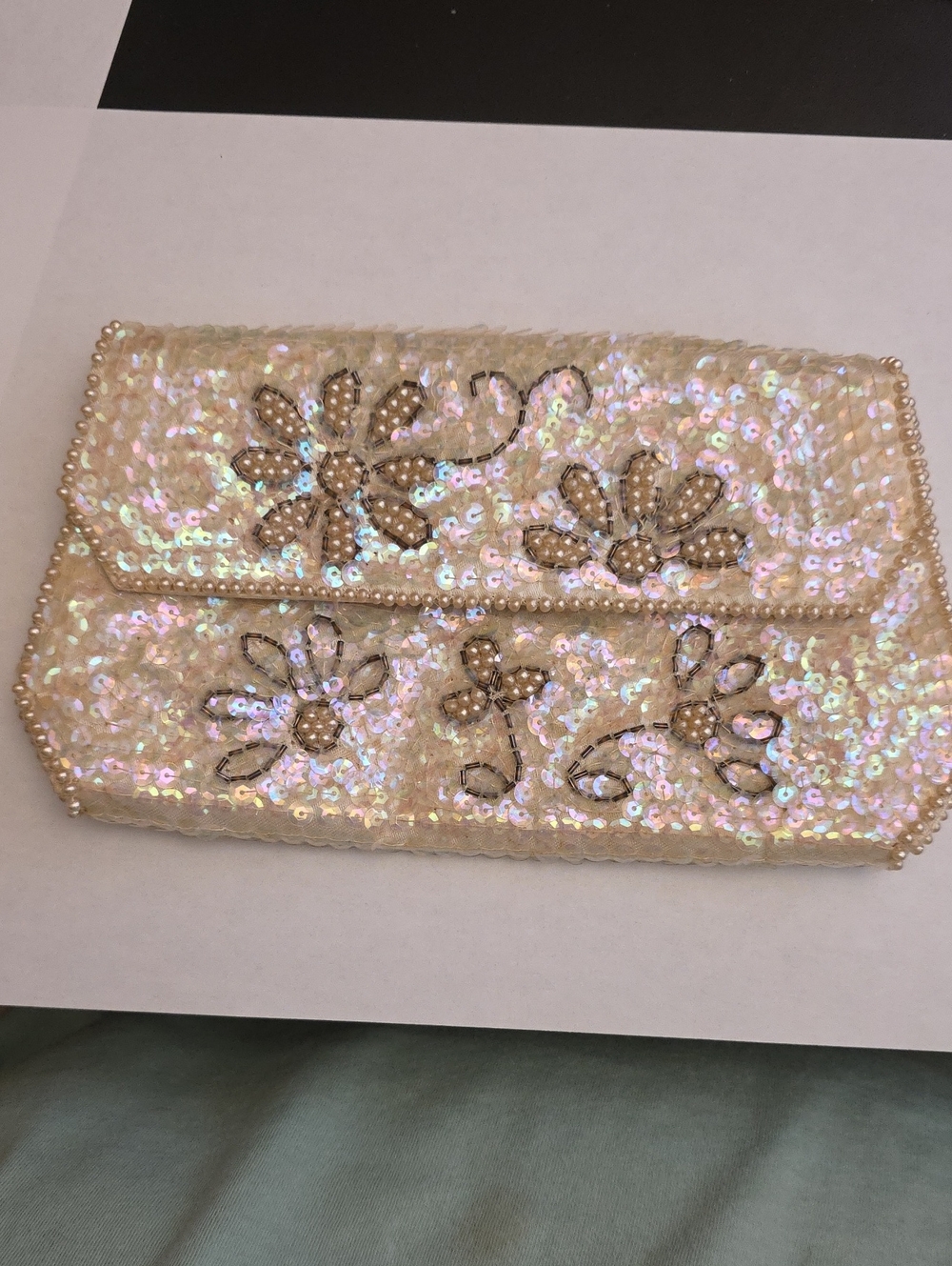 Vintage Pearlescent Sequin Floral Clutch Bag - Ivory